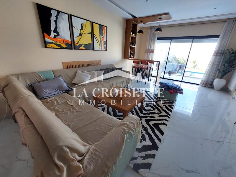 Villa S+4 avec piscine à La Soukra
